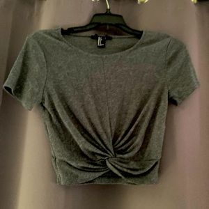 Forever 21 tee with tied look
